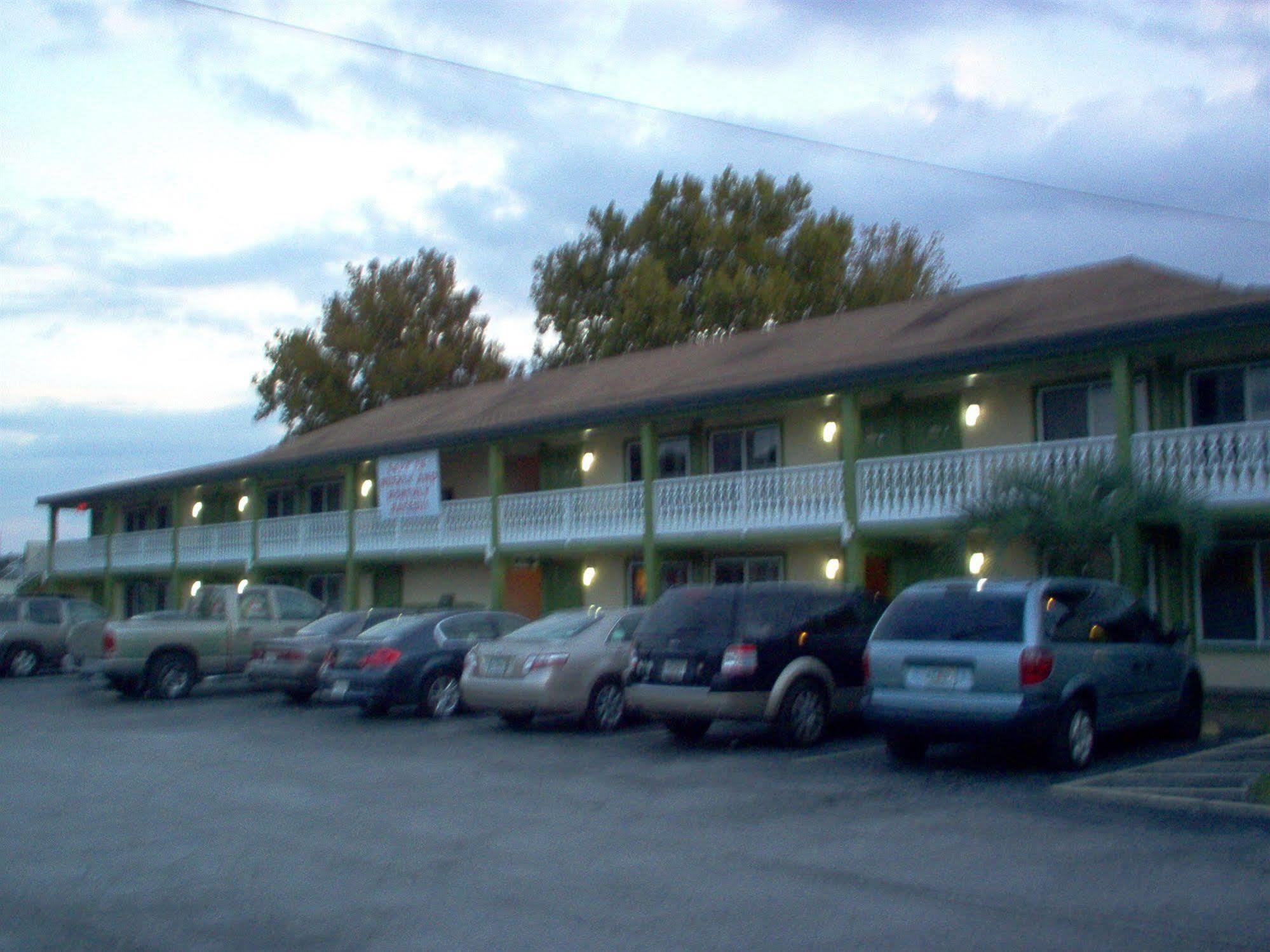 Inn On The Green Florida Tavares Extérieur photo